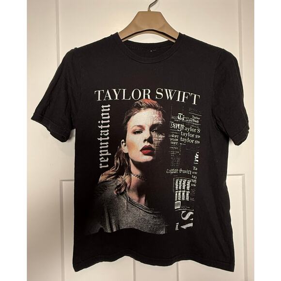 None and/or Unknown Tops - Taylor Swift Reputation Tour 2018 Rare Stadium T Shirt Size SMALL